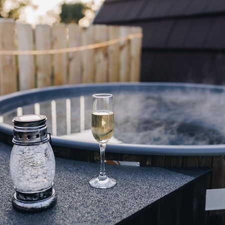 Hotel North Coast 9 Glamping Capecastle Esterno foto
