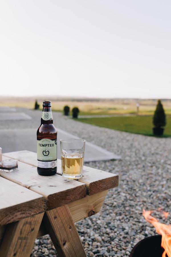 Hotel North Coast 9 Glamping Capecastle Esterno foto