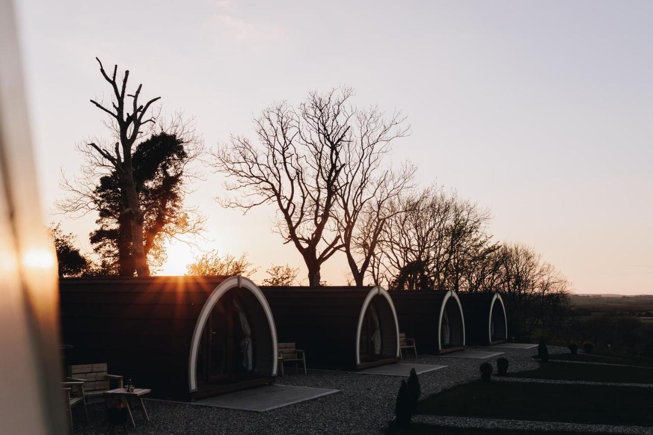 Hotel North Coast 9 Glamping Capecastle Esterno foto